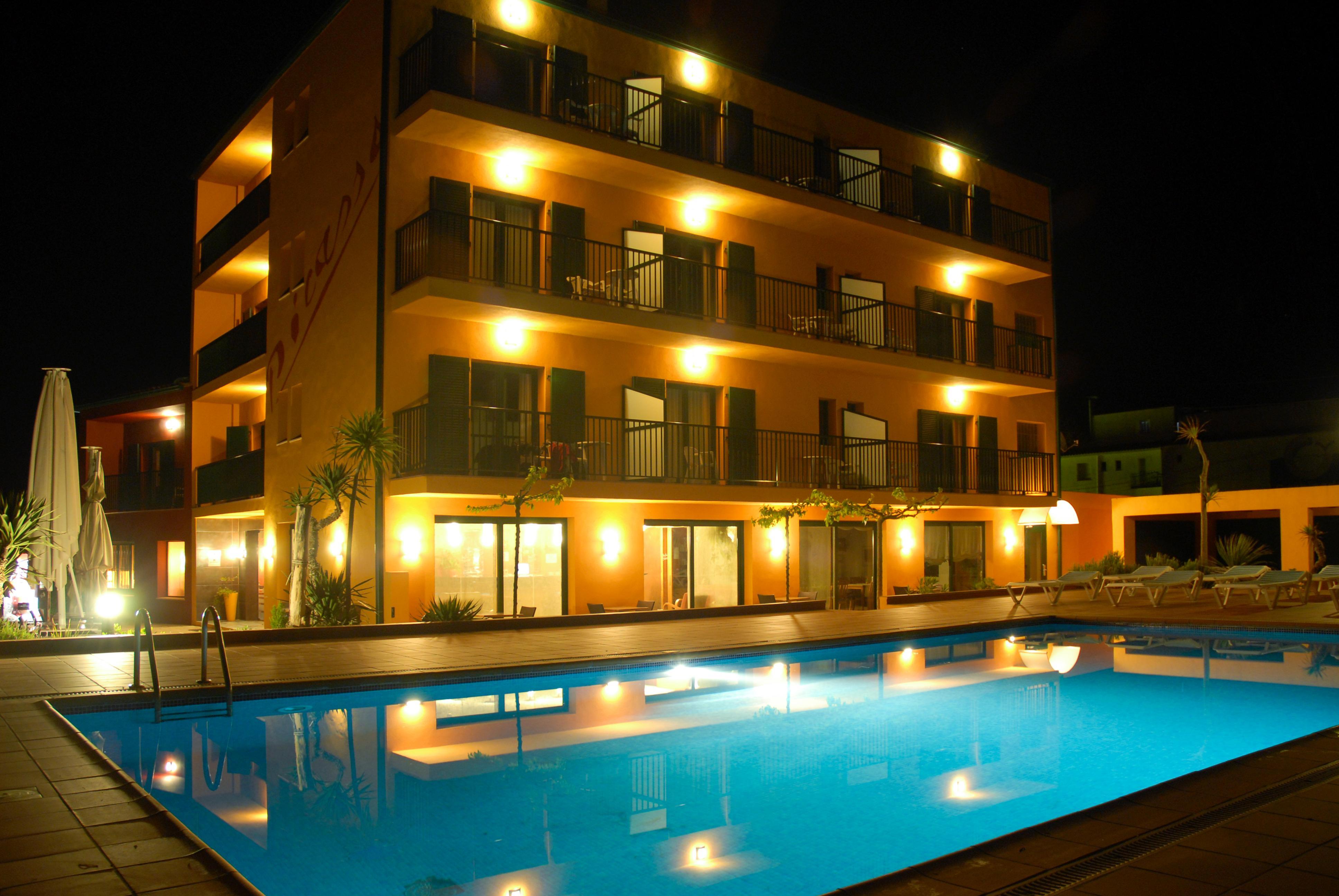 Hotel Picasso Torroella de Montgrí Exteriér fotografie